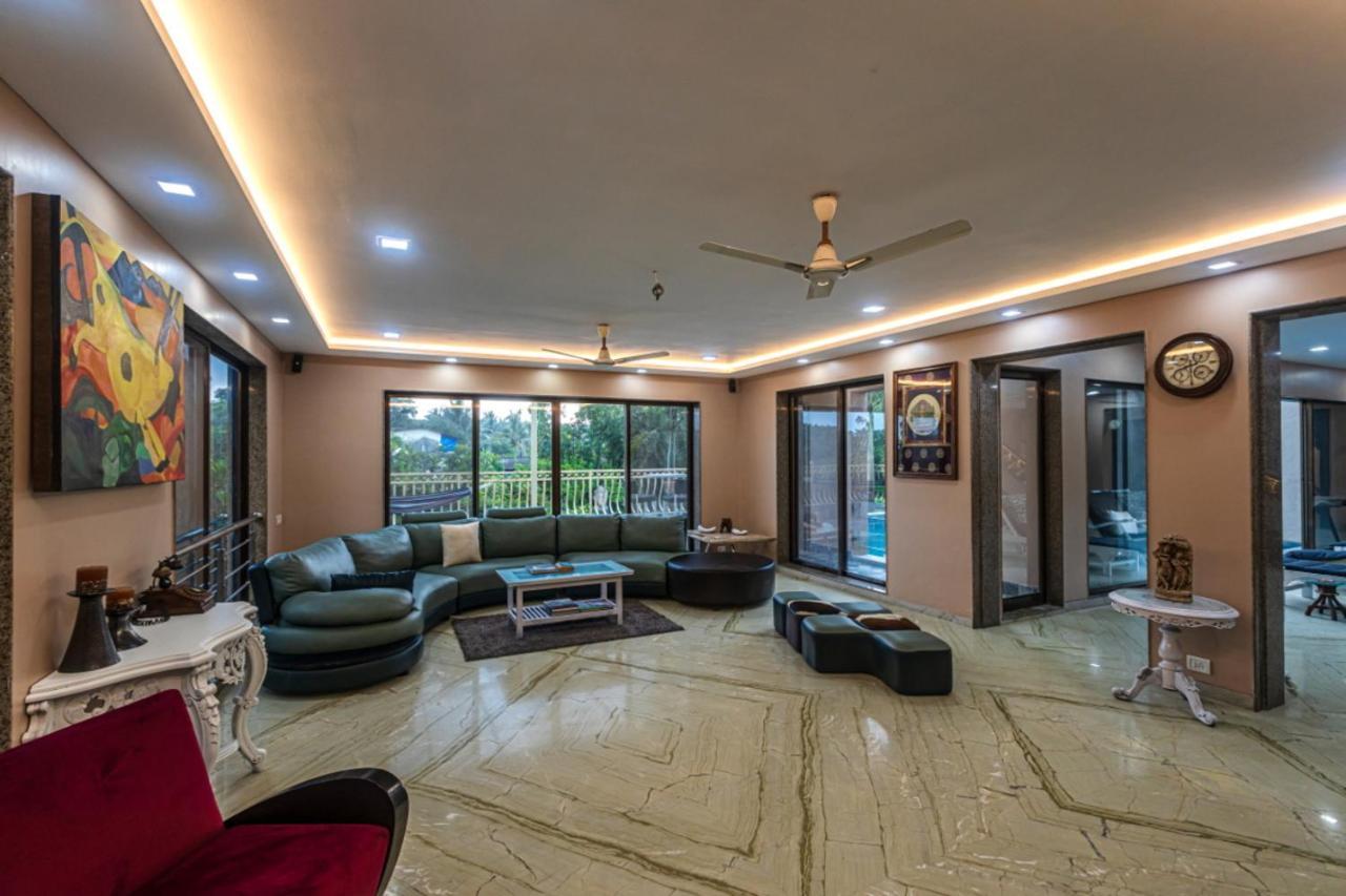 Saffronstays Aura, Alibaug - Luxury Pool Villa With A Game Room And Spacious Lawn Alībāg Esterno foto