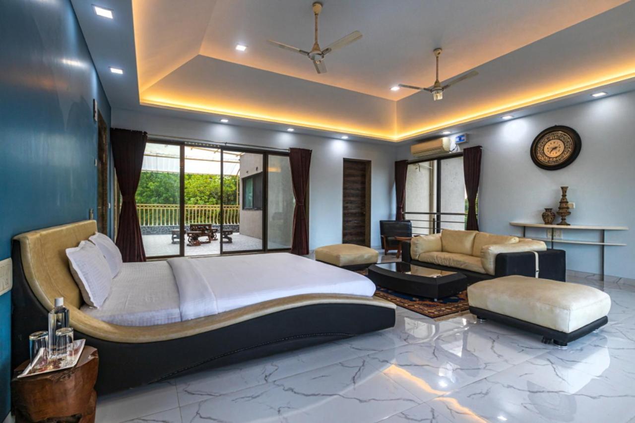 Saffronstays Aura, Alibaug - Luxury Pool Villa With A Game Room And Spacious Lawn Alībāg Esterno foto