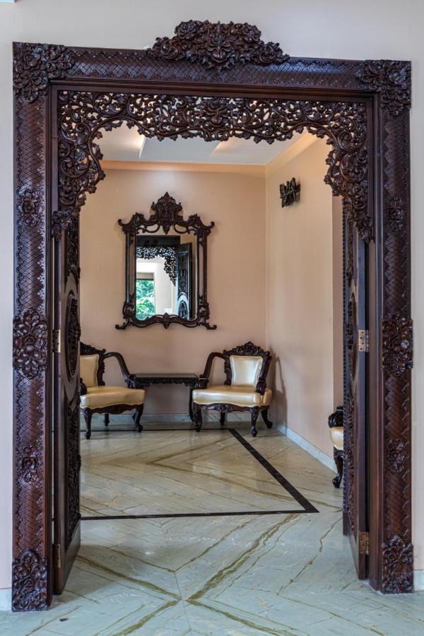 Saffronstays Aura, Alibaug - Luxury Pool Villa With A Game Room And Spacious Lawn Alībāg Esterno foto